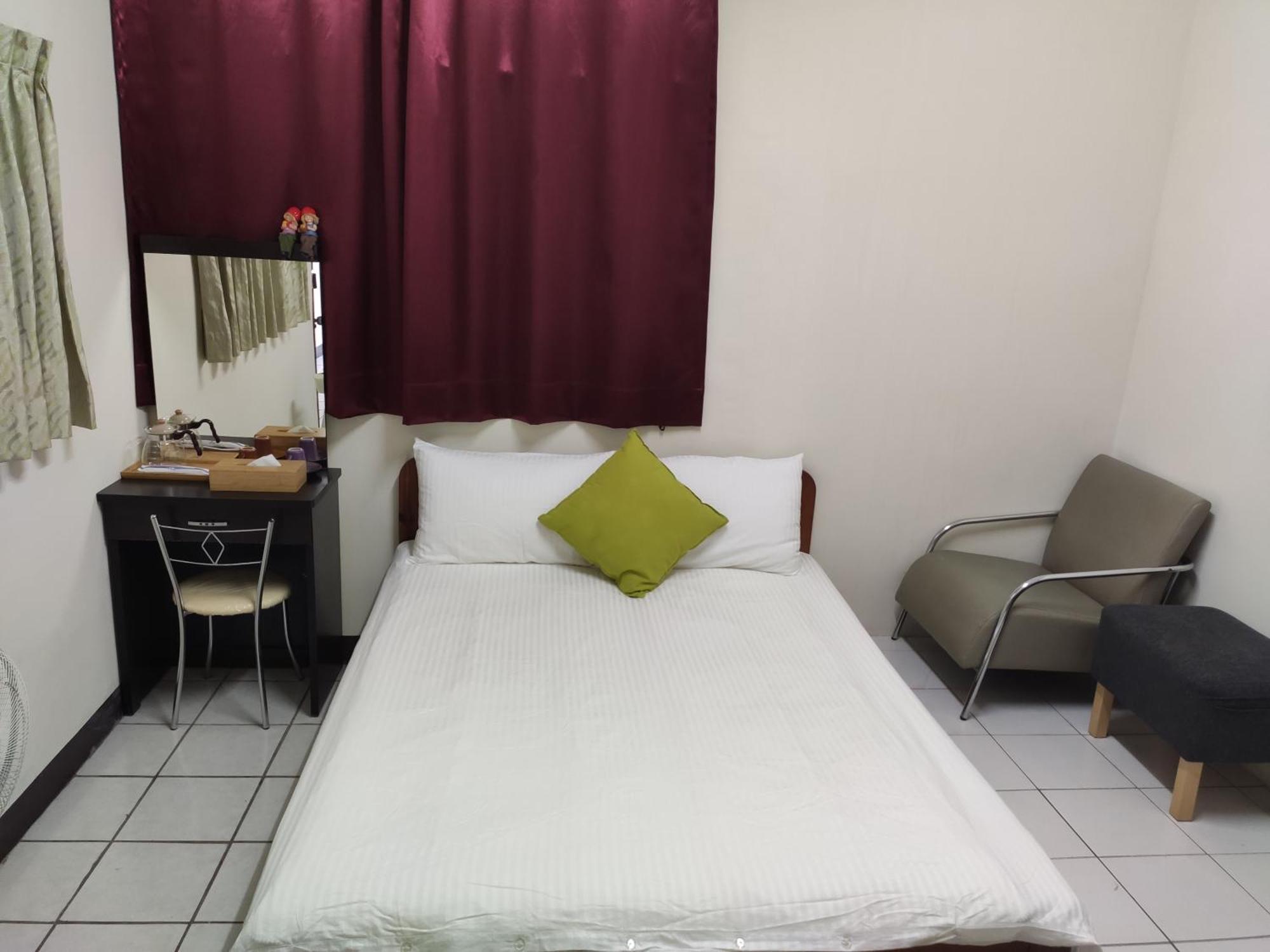 Papa Bear'S Guesthouse Taichung Quarto foto