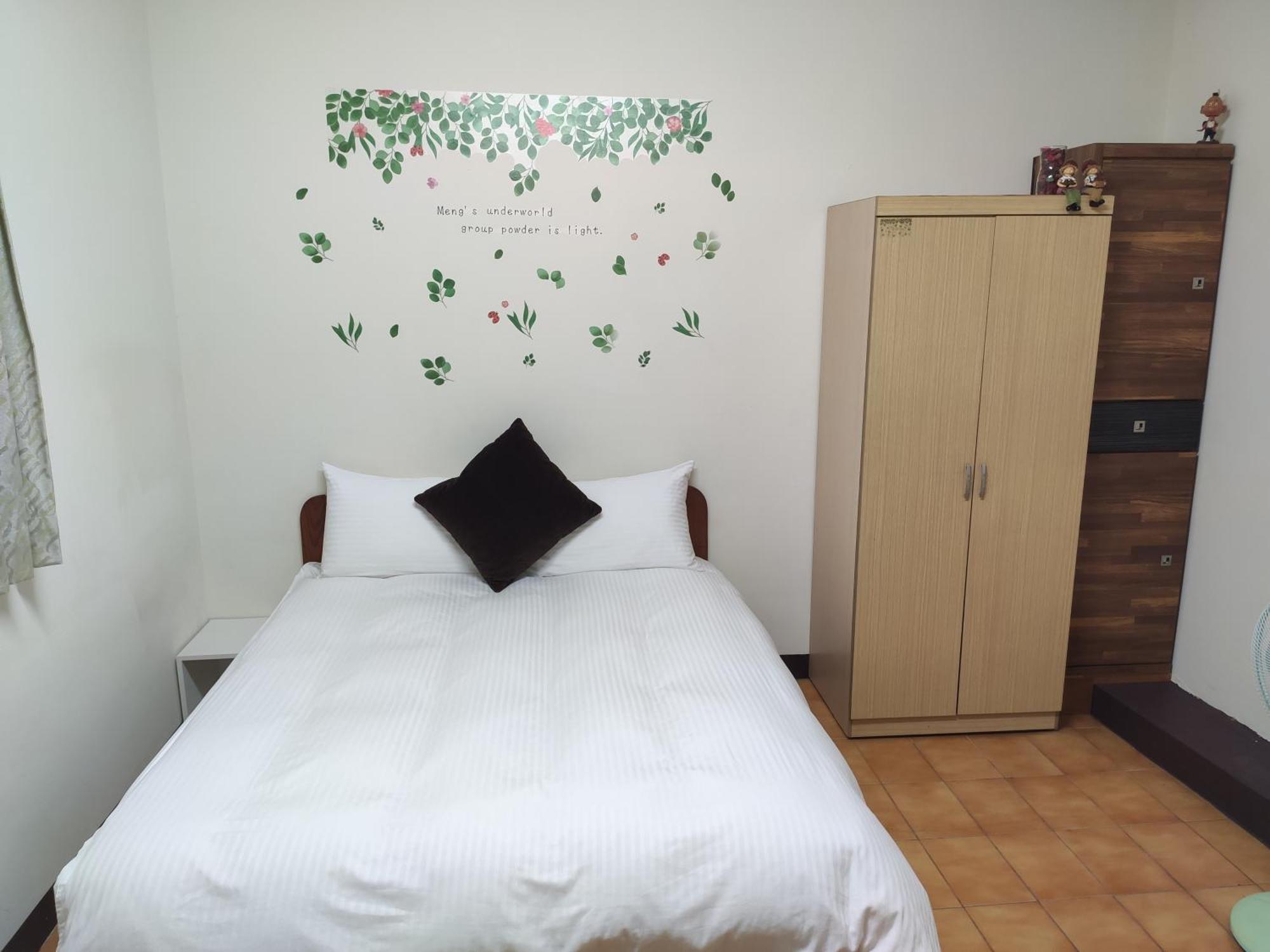 Papa Bear'S Guesthouse Taichung Quarto foto